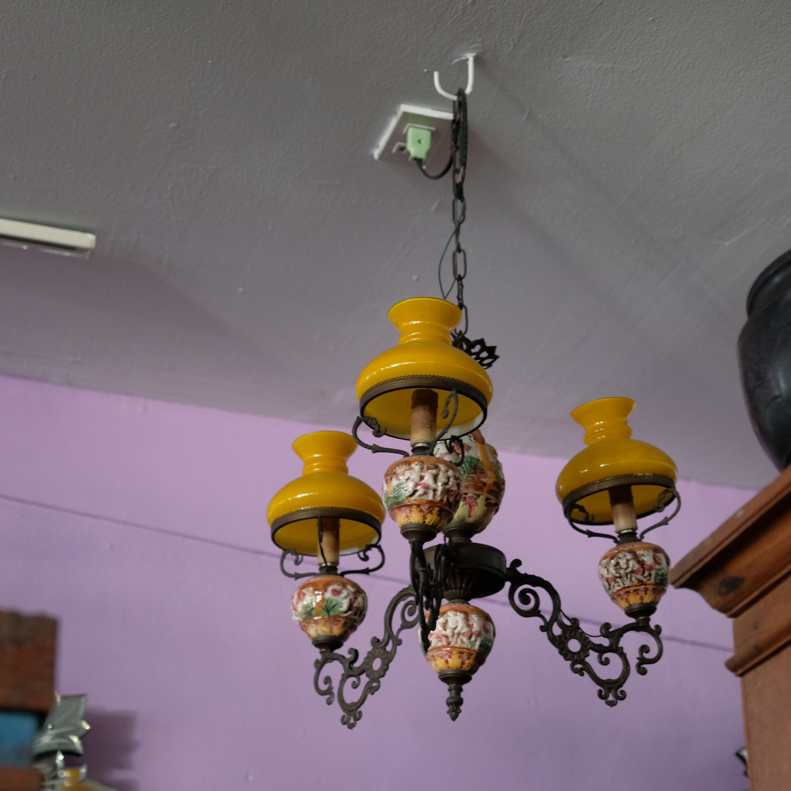 แชนเดอร์เลีย โคมไฟระย้าโบราณ งานเก่าหายาก มีรสนิยม ระดับ แอนทีค