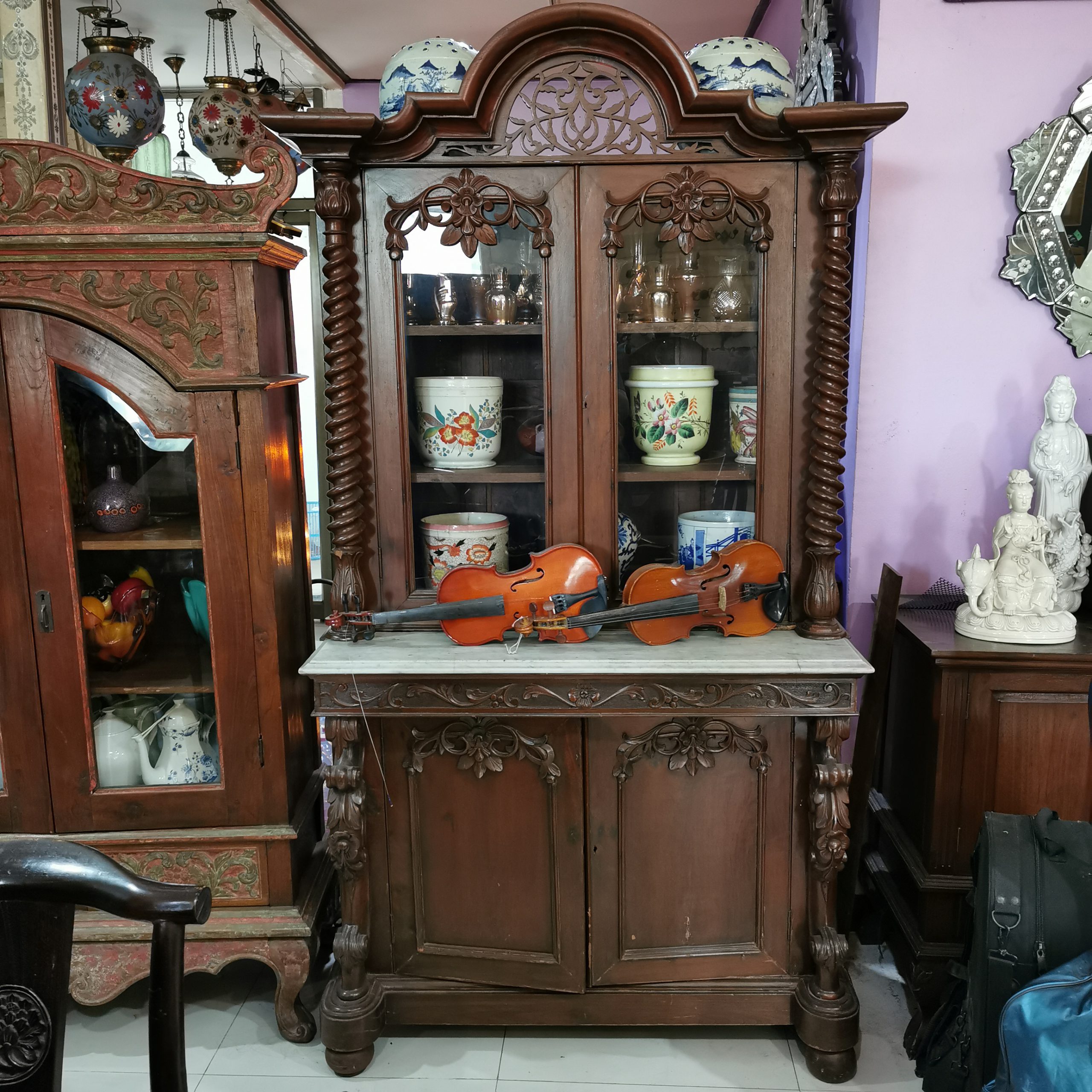 ⚜️ตู้โบราณ ตู้โชว์โบราณ ตู้ไม้โบราณ ตู้โชว์ไม้โบราณ งดงาม คลาสสิค แต่งบ้าน แต่งร้าน ให้มีคุณค่า