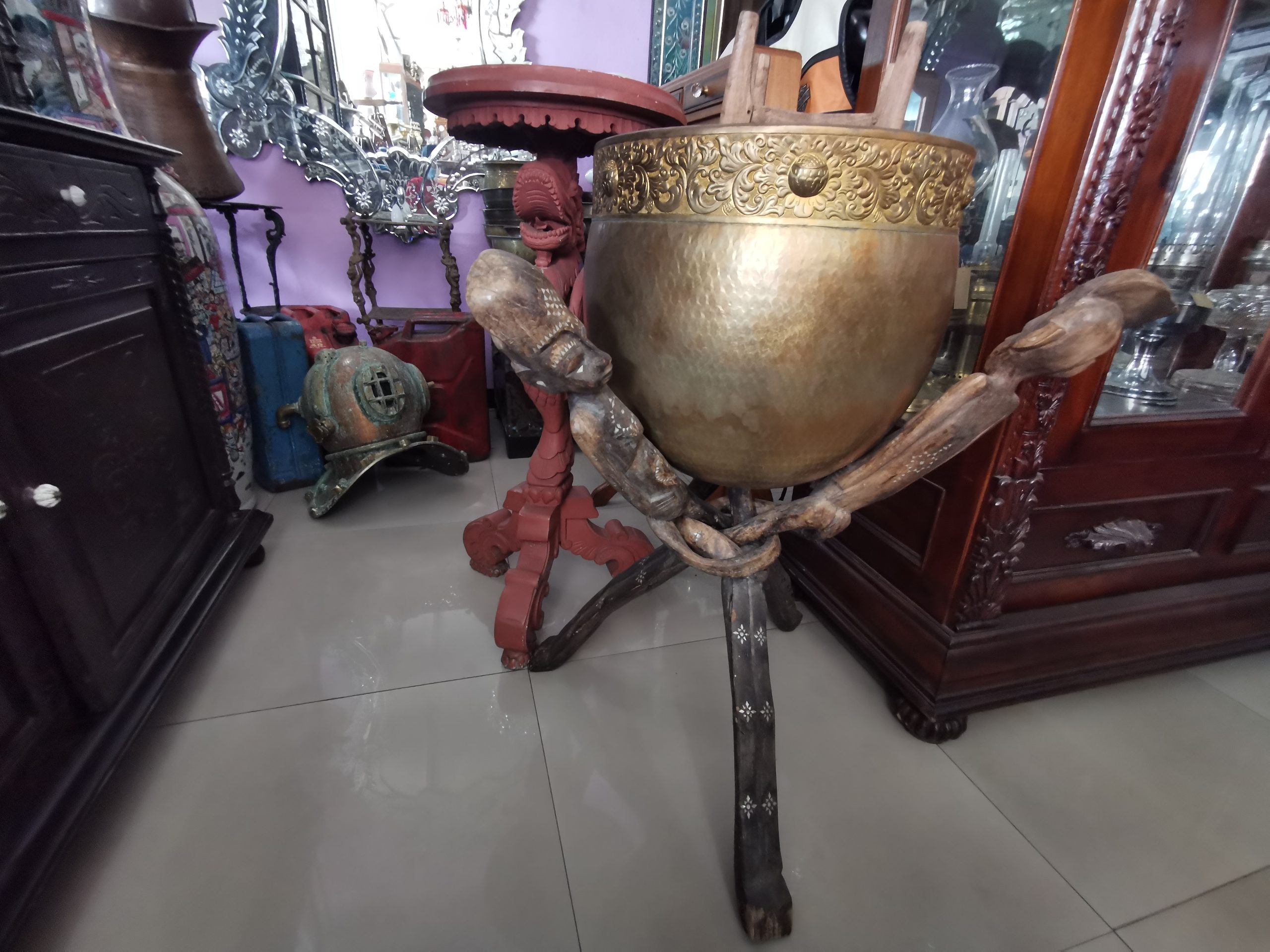 โถทองเหลืองโบราณ งดงาม คลาสสิค หายากมาก ขนาด 50x50cm - Image 2