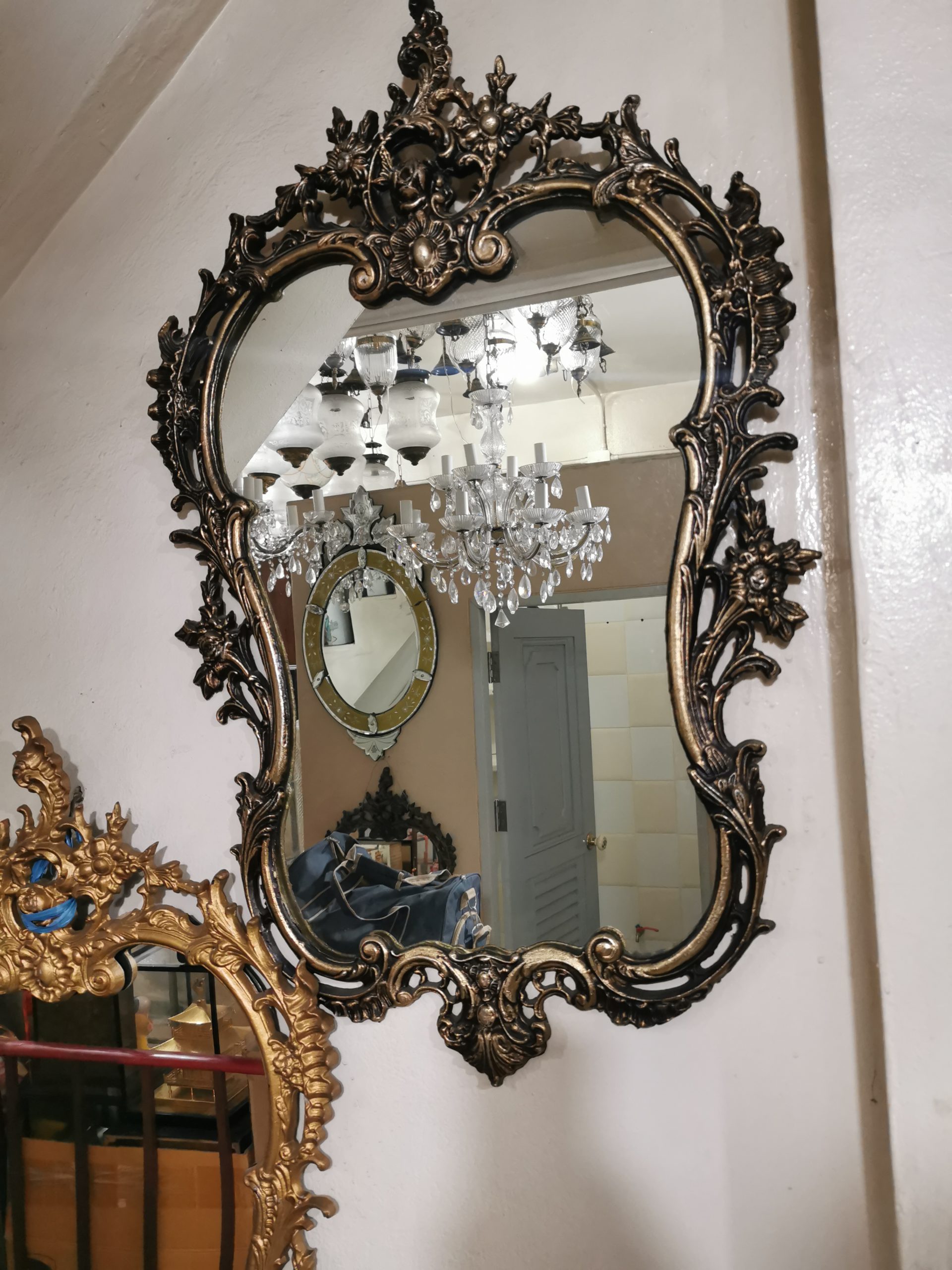 กระจกโบราณ งดงาม คลาสสิค แต่งบ้านแต่งร้าน ให้มีคุณค่า - Image 2