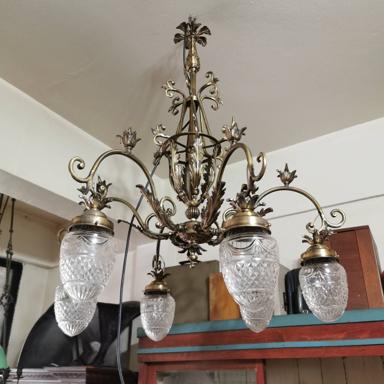 แชนเดอร์เลีย  โคมไฟระย้าแบบโบราณ  สุดคลาสสิค มีรสนิยม ระดับ แอนทีค - Image 9