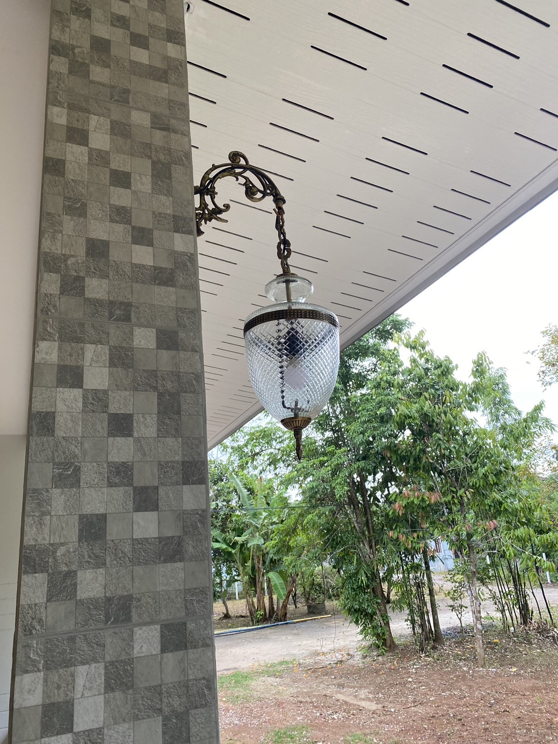 ไฟกิ่งติดผนังแก้วเจียระไน ทรงหยดน้ำ ทองเหลือง - Image 4